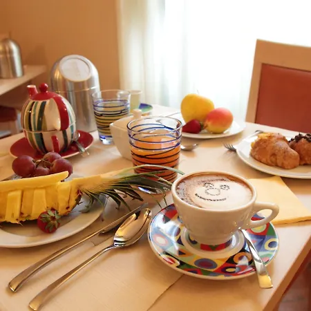 Frühstückspension Portercole 4*