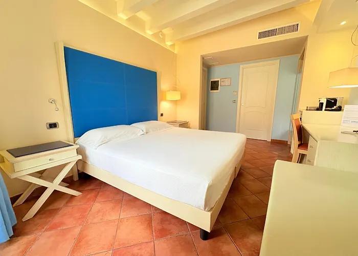 Frühstückspension Portercole 4*