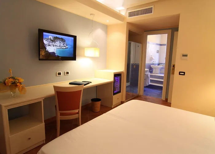 Frühstückspension Portercole 4*